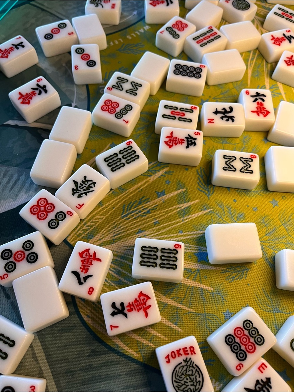Mahjong Setup - Tiles, Racks, Dice, Lamp, & Matching Mat - Picture 5 of 10